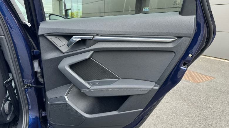 Audi A3 35 TDI S Line 5dr S Tronic [Comfort+Sound] Diesel Hatchback